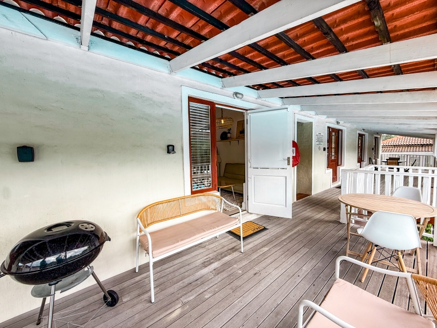 1 Bedroom Property for Sale in Keurboomstrand Western Cape